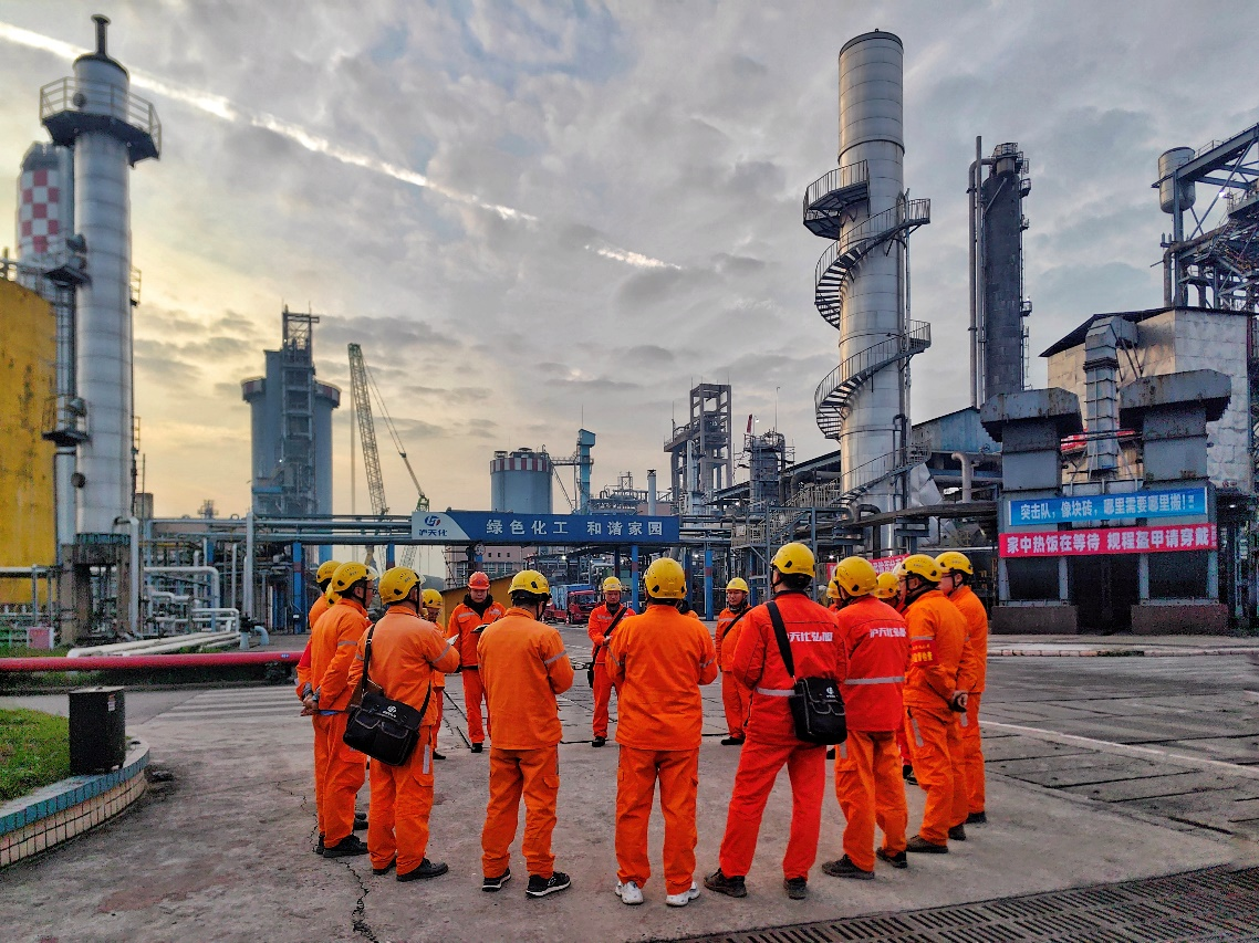 星光奋进路 方圆红旗耀 ——弘旭公司十二月攻坚纪实(图1)